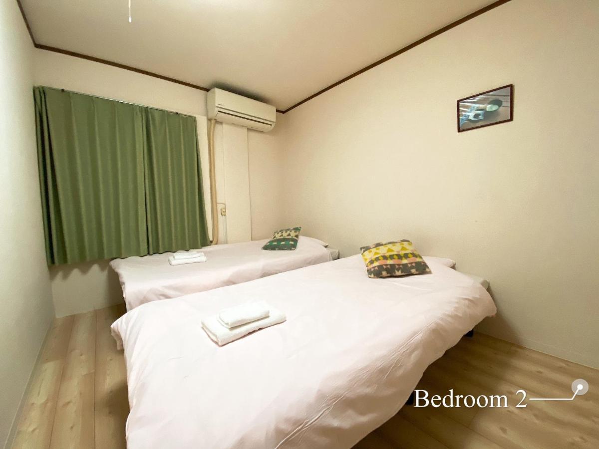 ラグジュアリ難波301 Apartamento Osaca Exterior foto